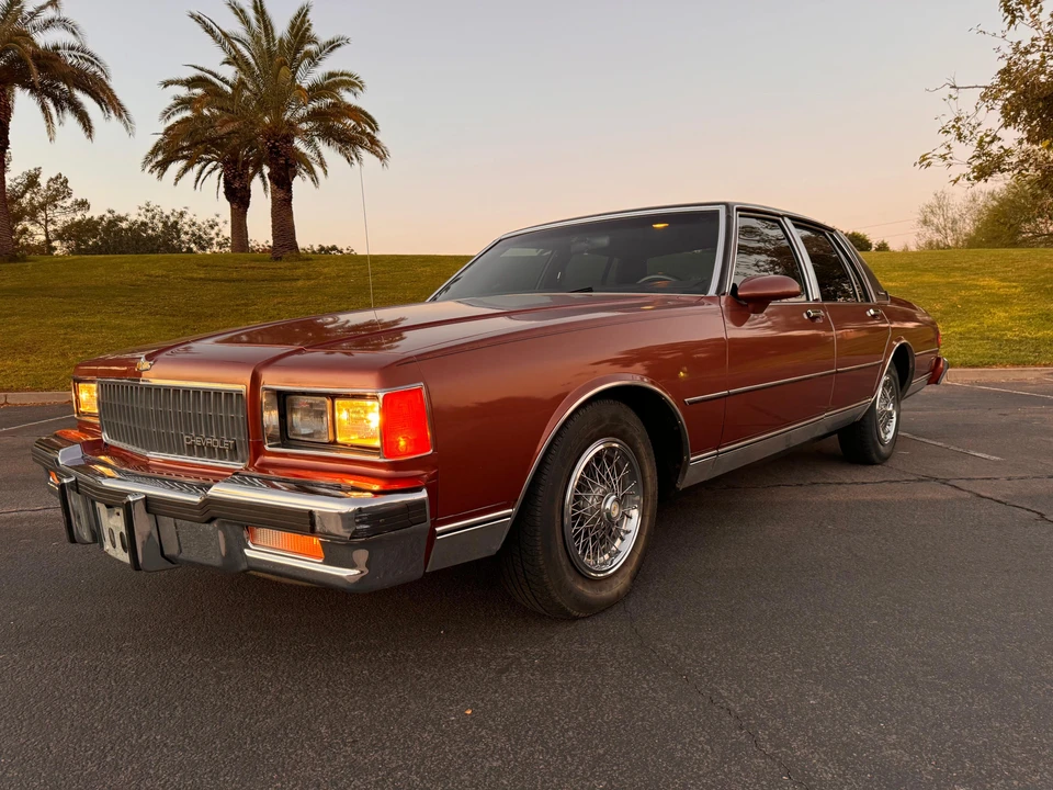1986 Chevrolet Caprice - Image 9 of 31