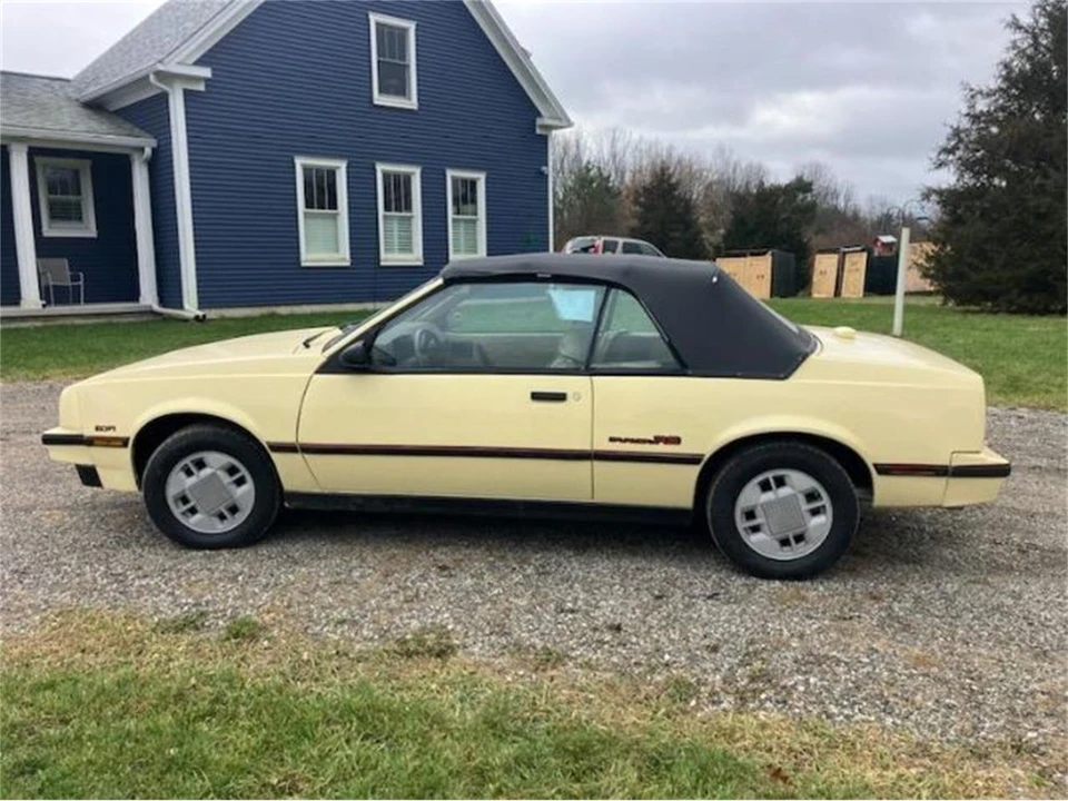 1986 Chevrolet Cavalier - Image 7 of 9