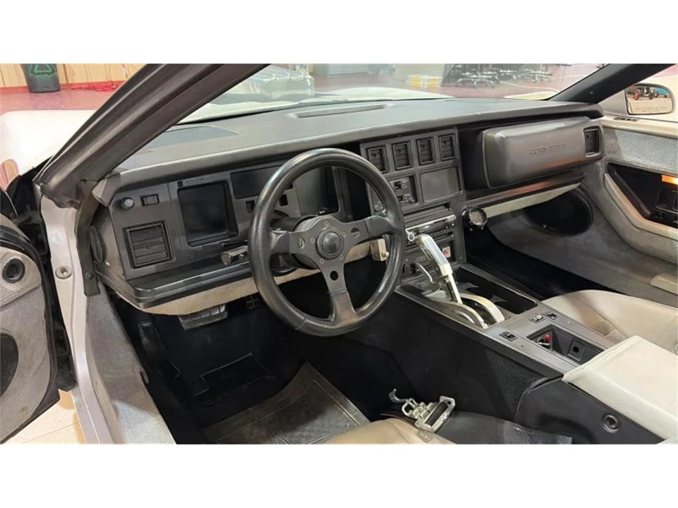 1986 Chevrolet - Image 27 of 31