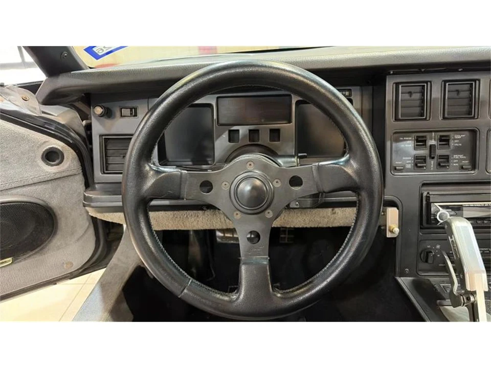 1986 Chevrolet - Image 28 of 31