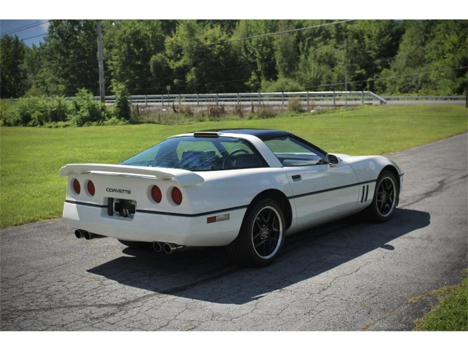 1986 Chevrolet Corvette C4 - Image 6 of 31