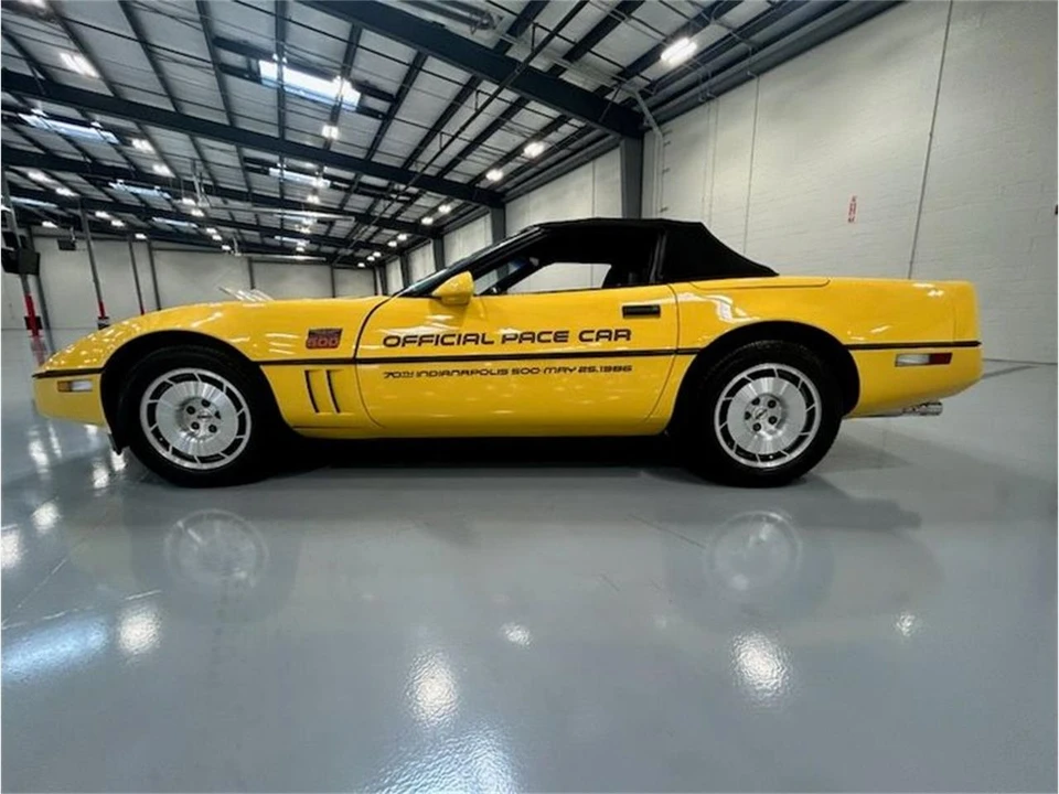 1986 Chevrolet Corvette C4 - Image 13 of 31