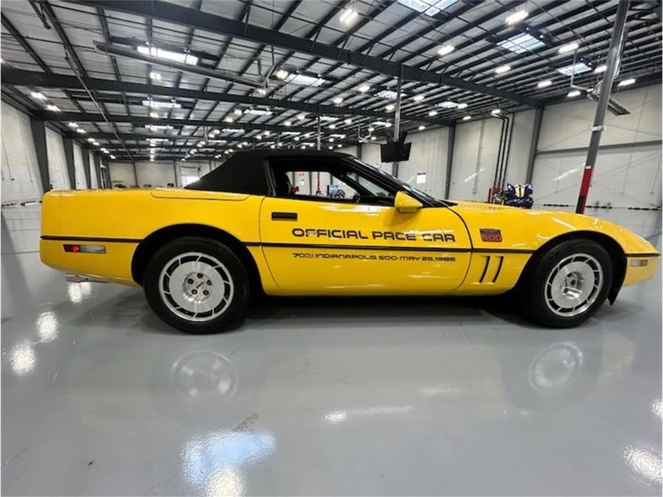 1986 Chevrolet Corvette C4 - Image 14 of 31