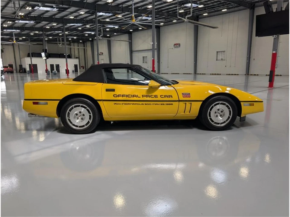 1986 Chevrolet Corvette C4 - Image 8 of 31