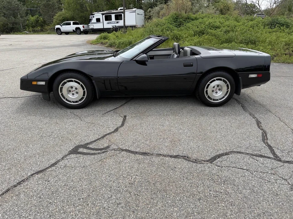 1986 Chevrolet Corvette C4 - Image 15 of 31