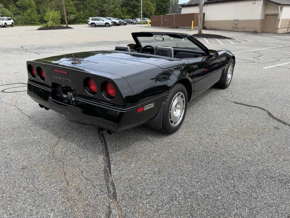 1986 Chevrolet Corvette C4 - Image 9 of 31