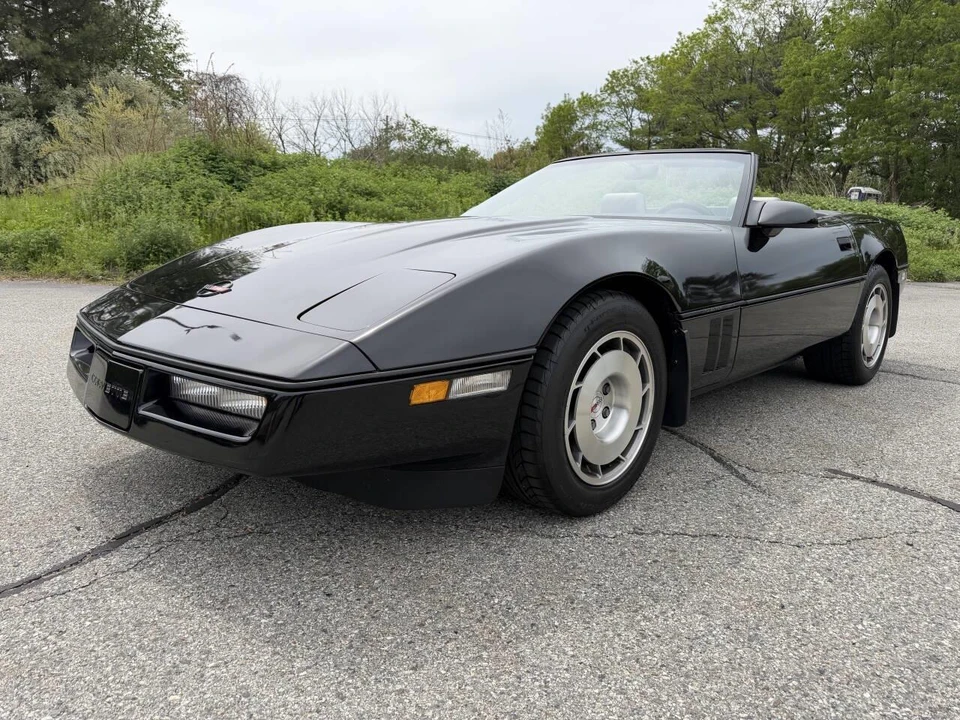 1986 Chevrolet Corvette C4 - Image 2 of 31