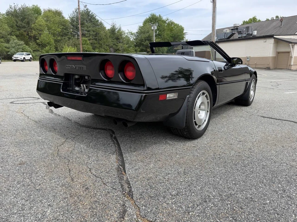 1986 Chevrolet Corvette C4 - Image 8 of 31