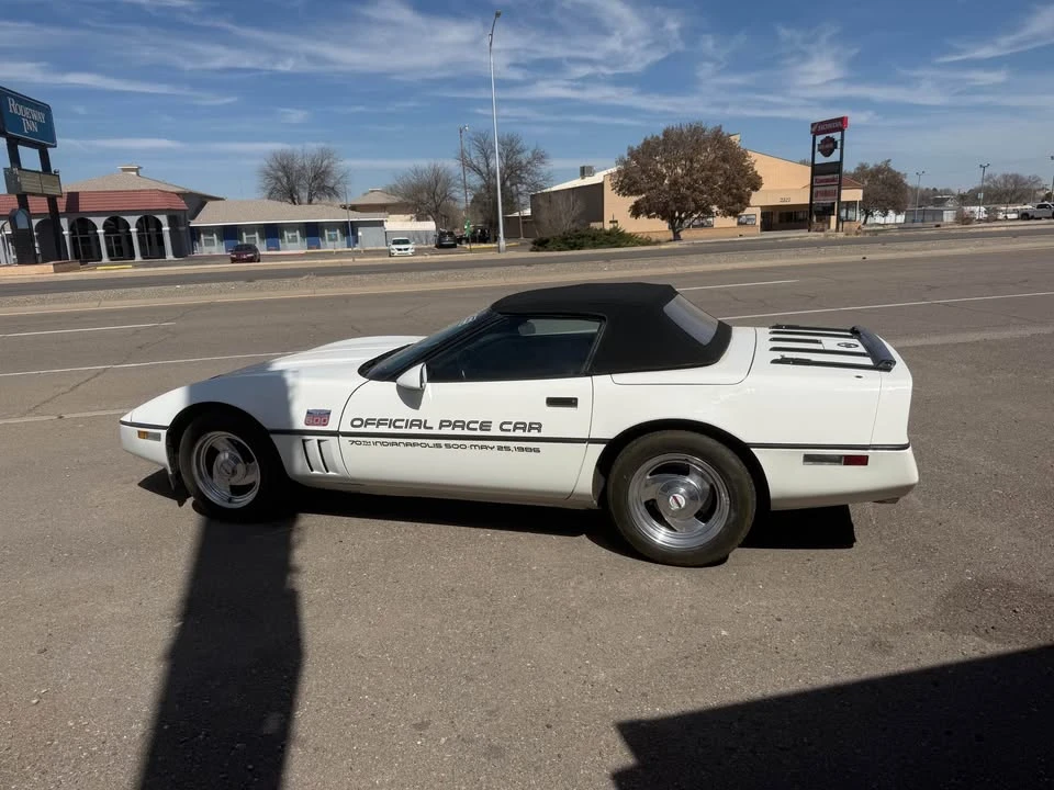 1986 Chevrolet Corvette C4 - Image 8 of 10