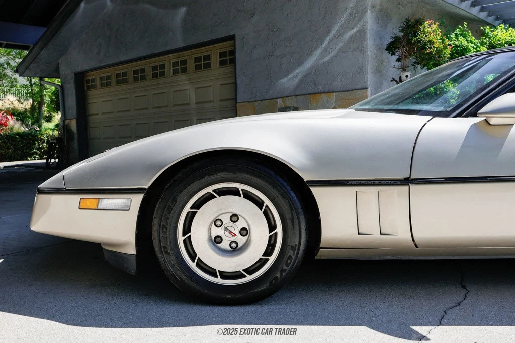 1986 Chevrolet Corvette C4 - Image 4 of 12