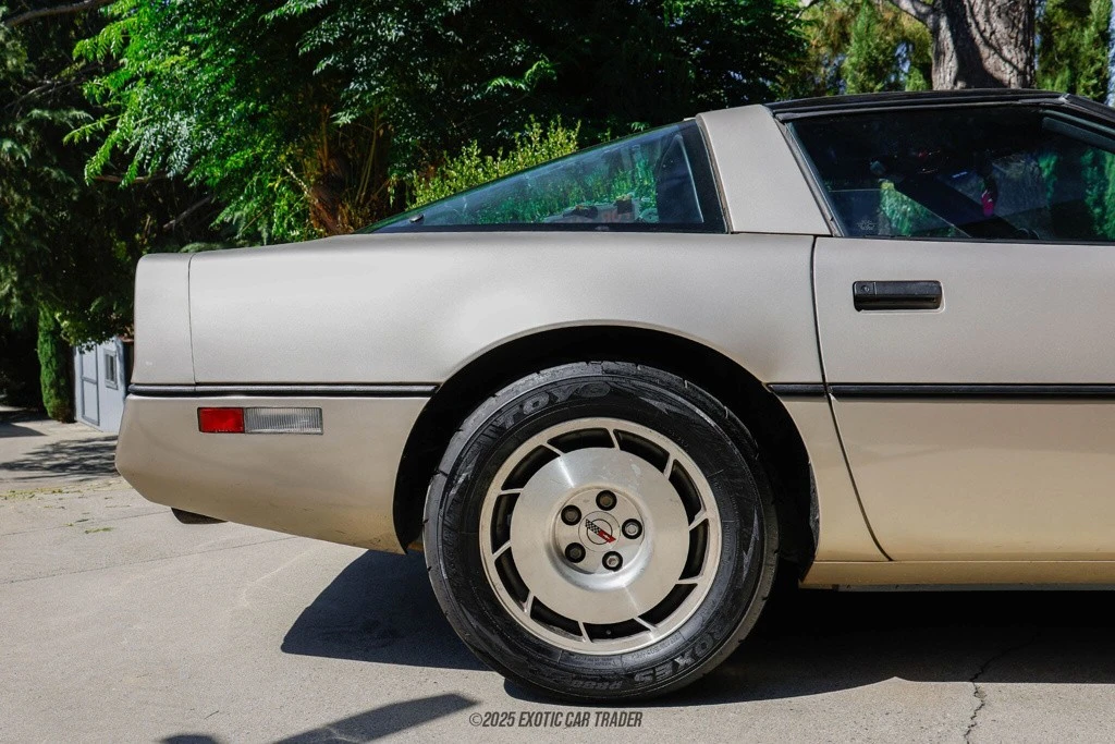 1986 Chevrolet Corvette C4 - Image 10 of 12