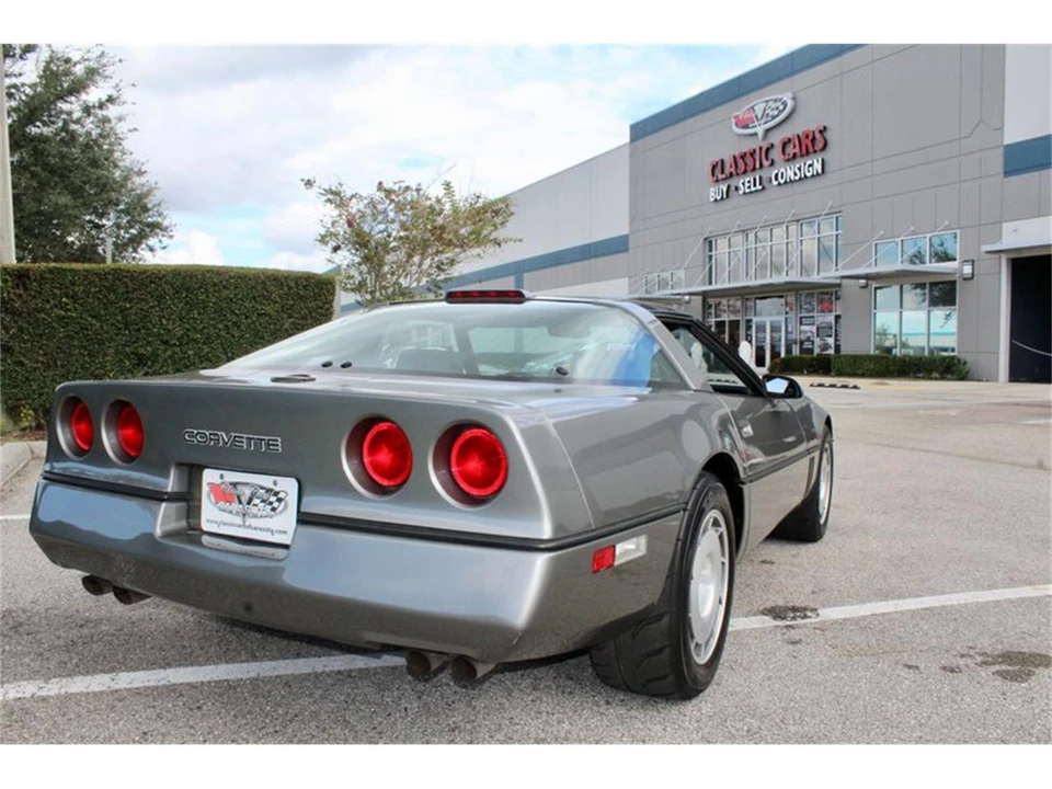 1986 Chevrolet Corvette C4 - Image 14 of 31