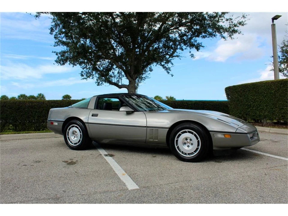 1986 Chevrolet Corvette C4 - Image 3 of 31