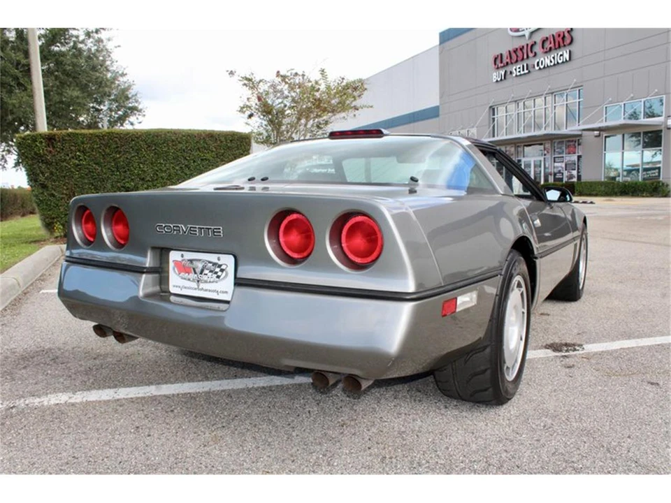 1986 Chevrolet Corvette C4 - Image 13 of 31