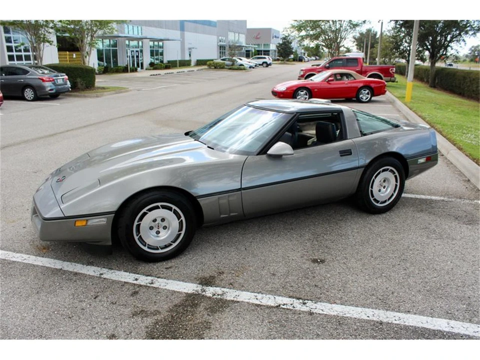 1986 Chevrolet Corvette C4 - Image 23 of 31