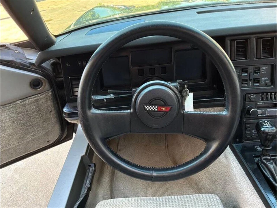 1986 Chevrolet Corvette C4 - Image 21 of 31