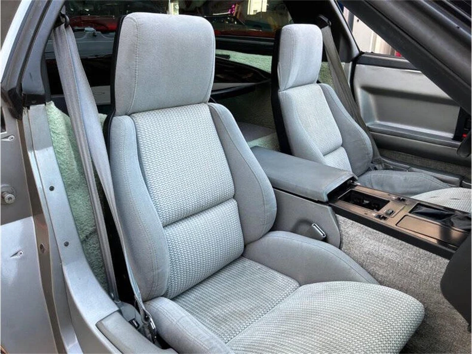 1986 Chevrolet Corvette C4 - Image 27 of 31