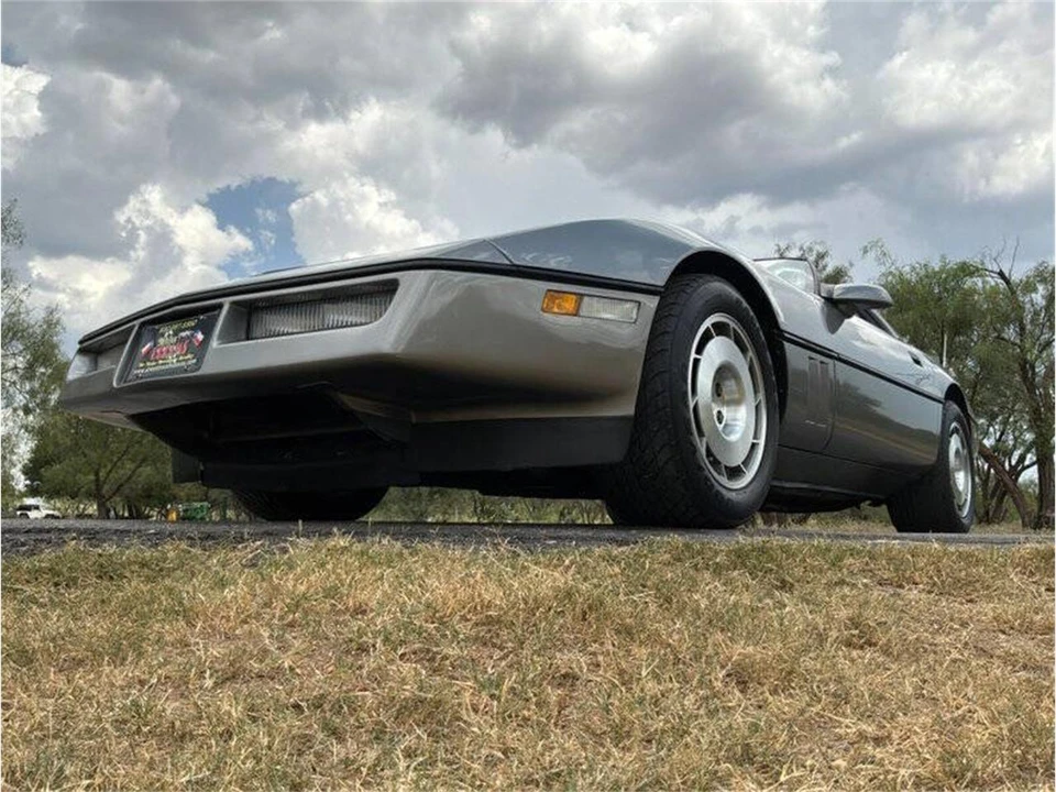 1986 Chevrolet Corvette C4 - Image 14 of 31
