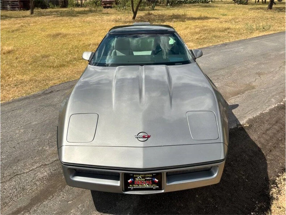 1986 Chevrolet Corvette C4 - Image 9 of 31