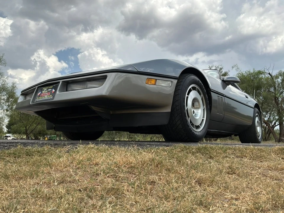 1986 Chevrolet Corvette C4 - Image 14 of 31