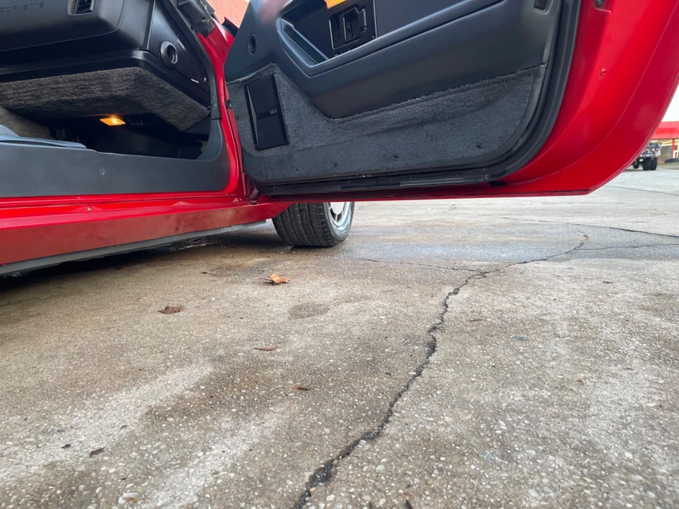 1986 Chevrolet Corvette C4 - Image 17 of 21