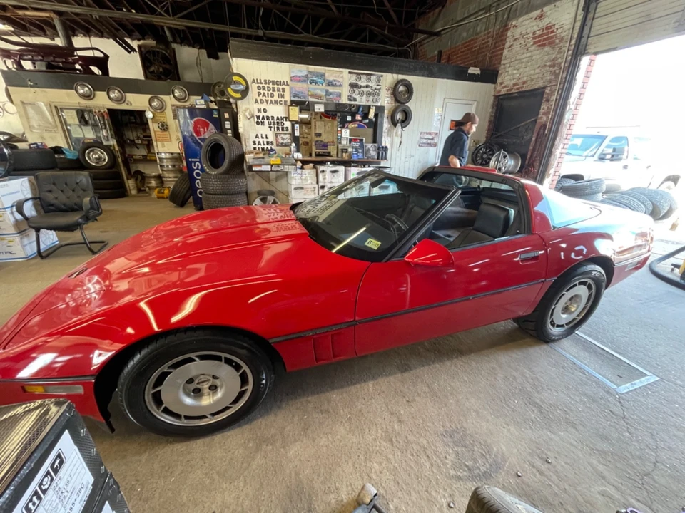 1986 Chevrolet Corvette C4 - Image 19 of 21