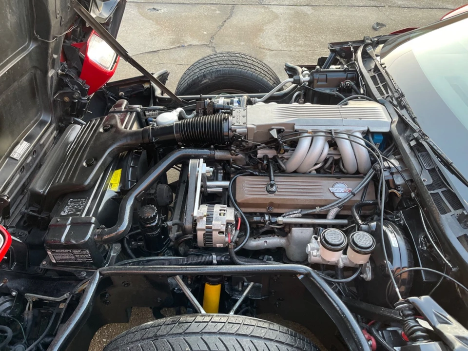 1986 Chevrolet Corvette C4 - Image 10 of 21