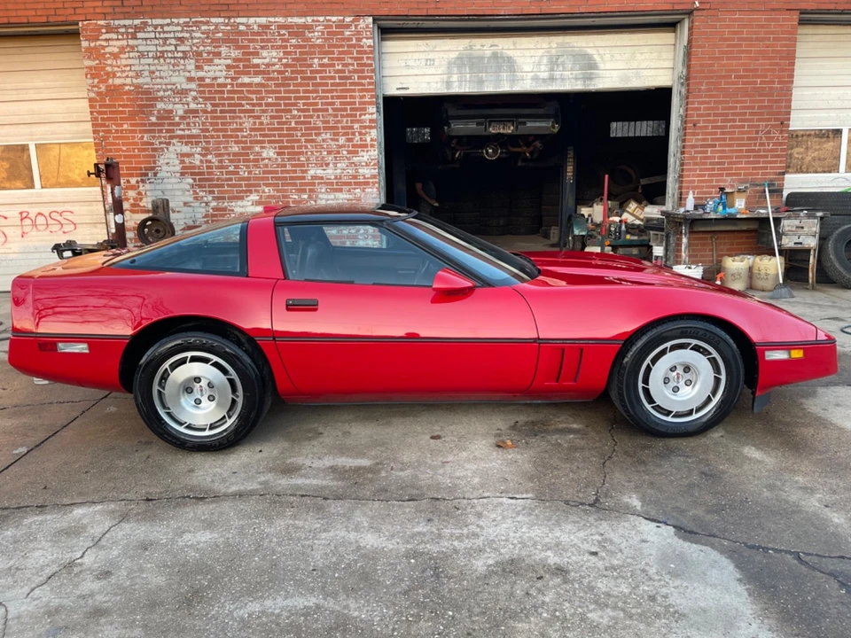 1986 Chevrolet Corvette C4 - Image 4 of 21
