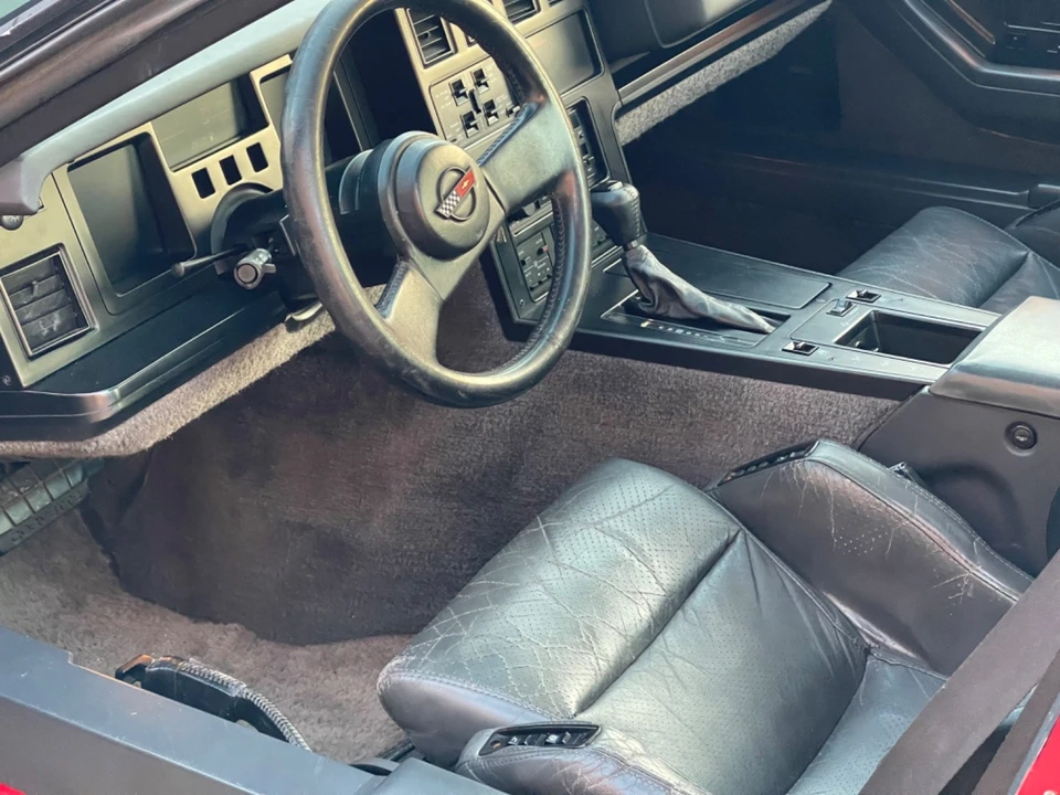 1986 Chevrolet Corvette C4 - Image 14 of 21