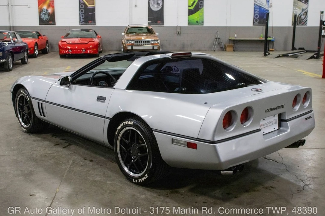 1986 Chevrolet Corvette C4 - Image 5 of 31