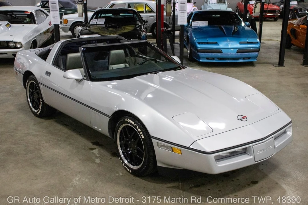 1986 Chevrolet Corvette C4 - Image 10 of 31
