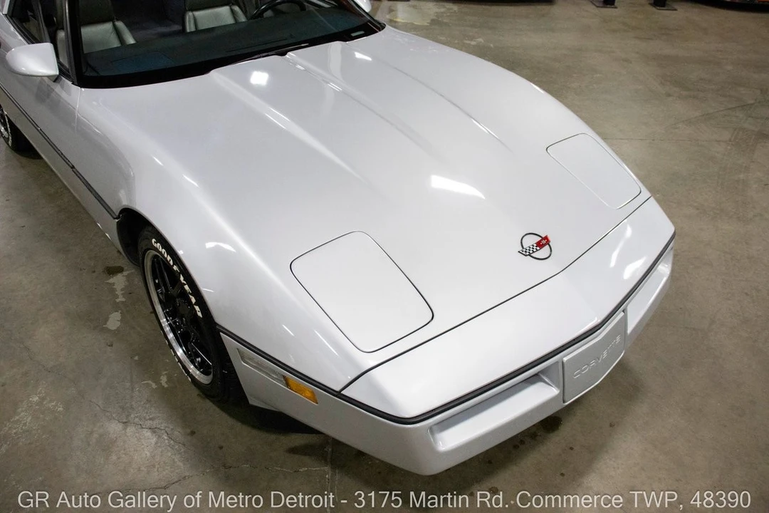 1986 Chevrolet Corvette C4 - Image 14 of 31