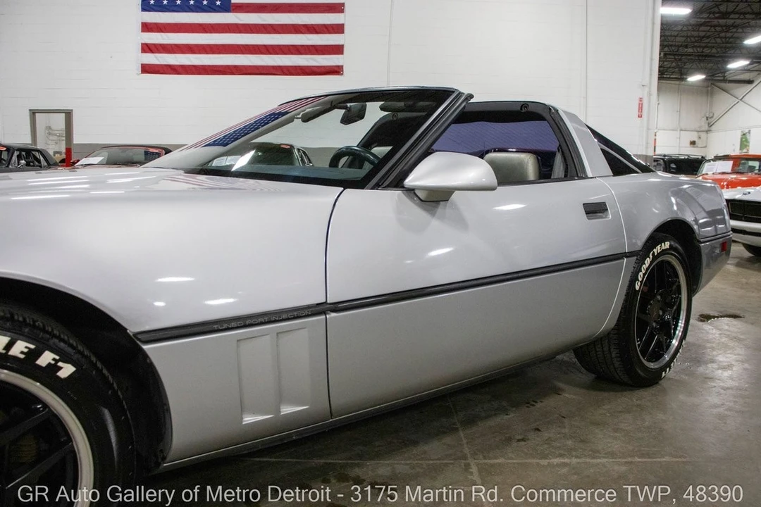 1986 Chevrolet Corvette C4 - Image 22 of 31