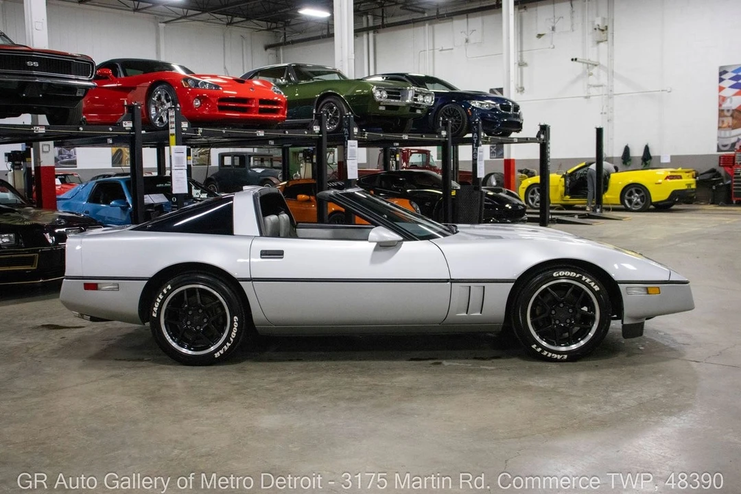 1986 Chevrolet Corvette C4 - Image 9 of 31
