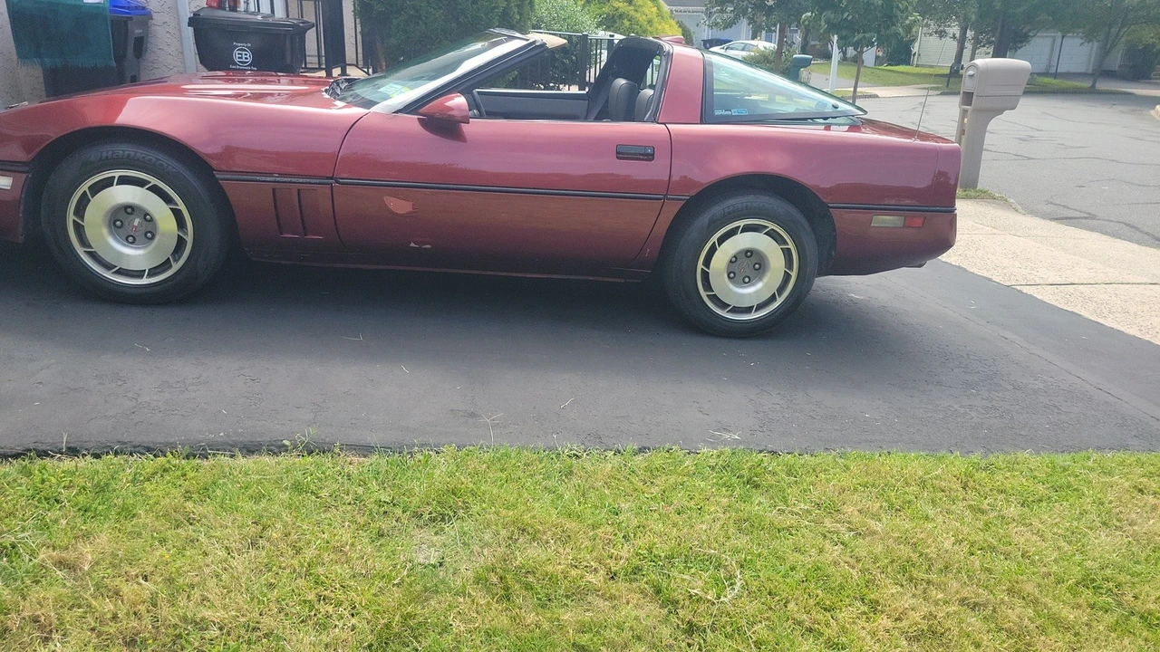 1986 Chevrolet Corvette C4 - Image 15 of 15