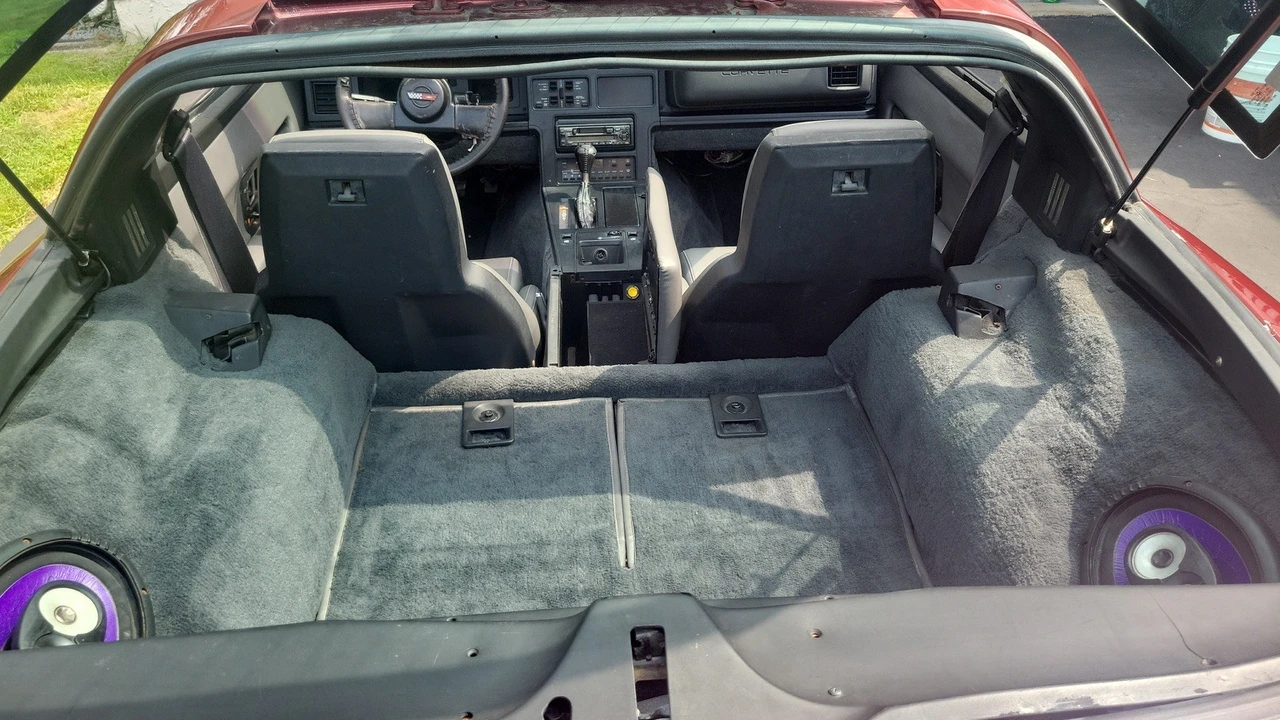 1986 Chevrolet Corvette C4 - Image 7 of 15