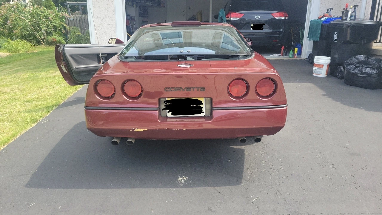 1986 Chevrolet Corvette C4 - Image 5 of 15