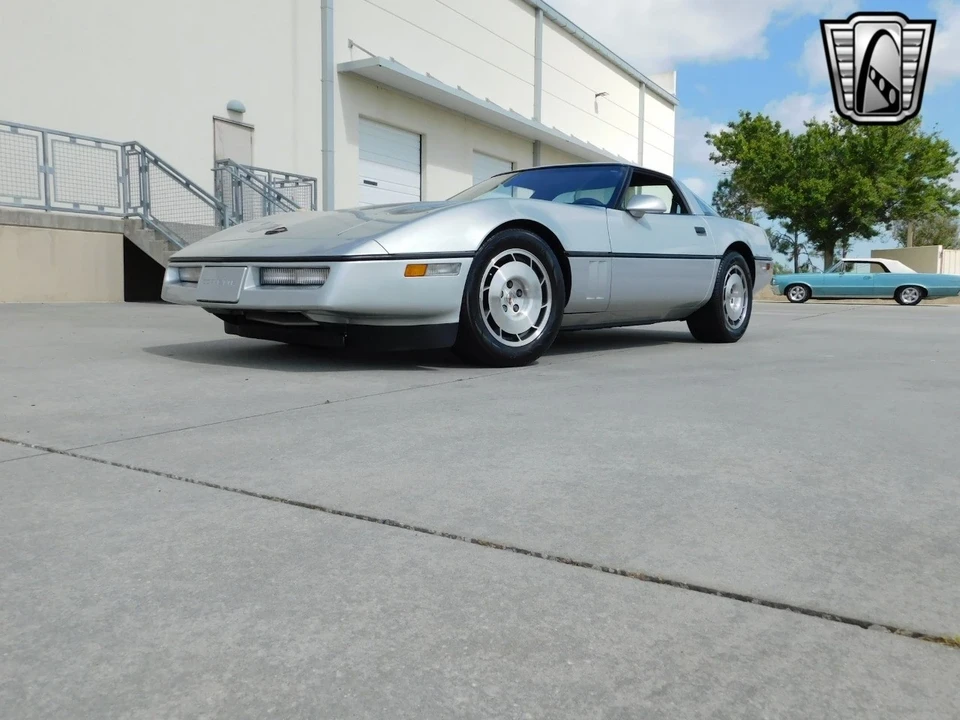 1986 Chevrolet Corvette C4 - Image 11 of 12