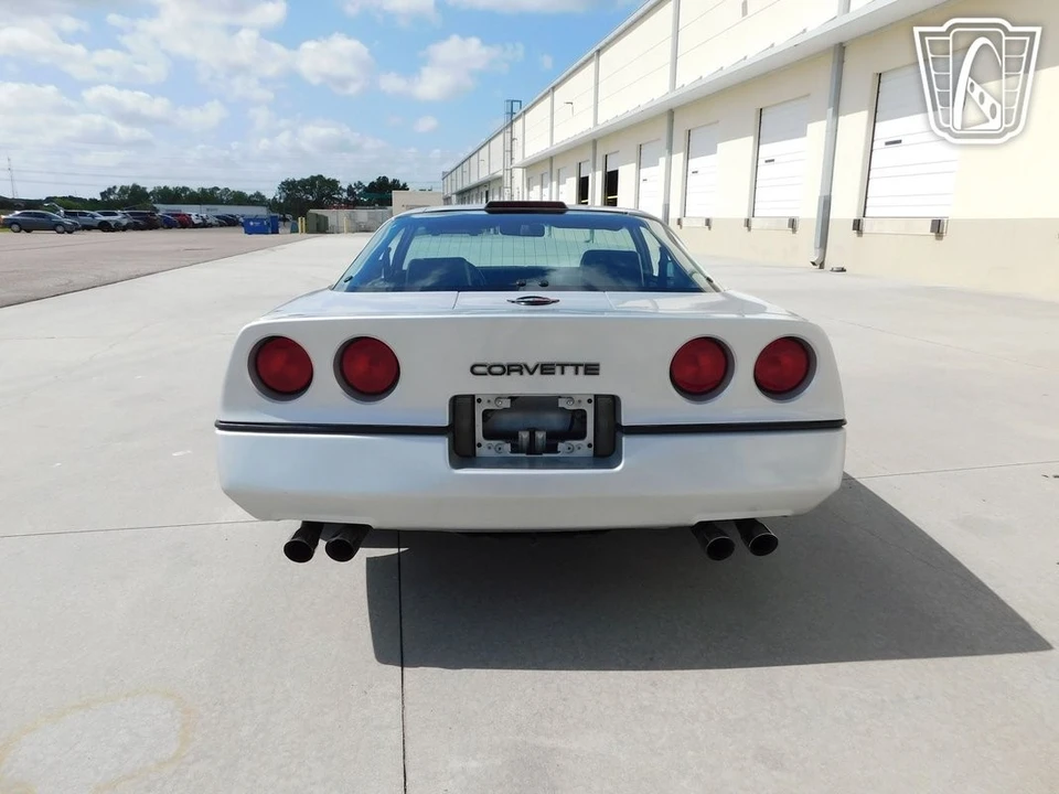 1986 Chevrolet Corvette C4 - Image 5 of 21