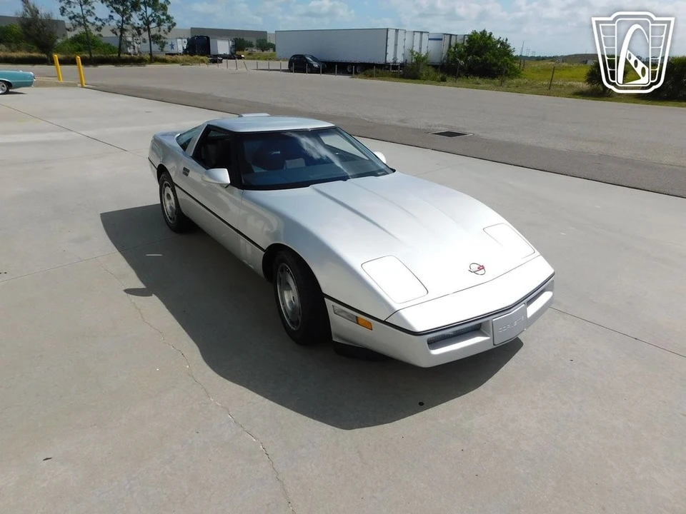 1986 Chevrolet Corvette C4 - Image 9 of 21