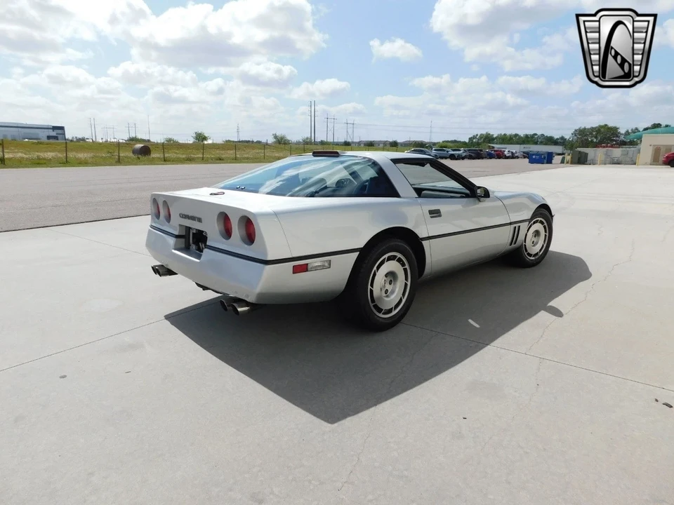 1986 Chevrolet Corvette C4 - Image 8 of 12