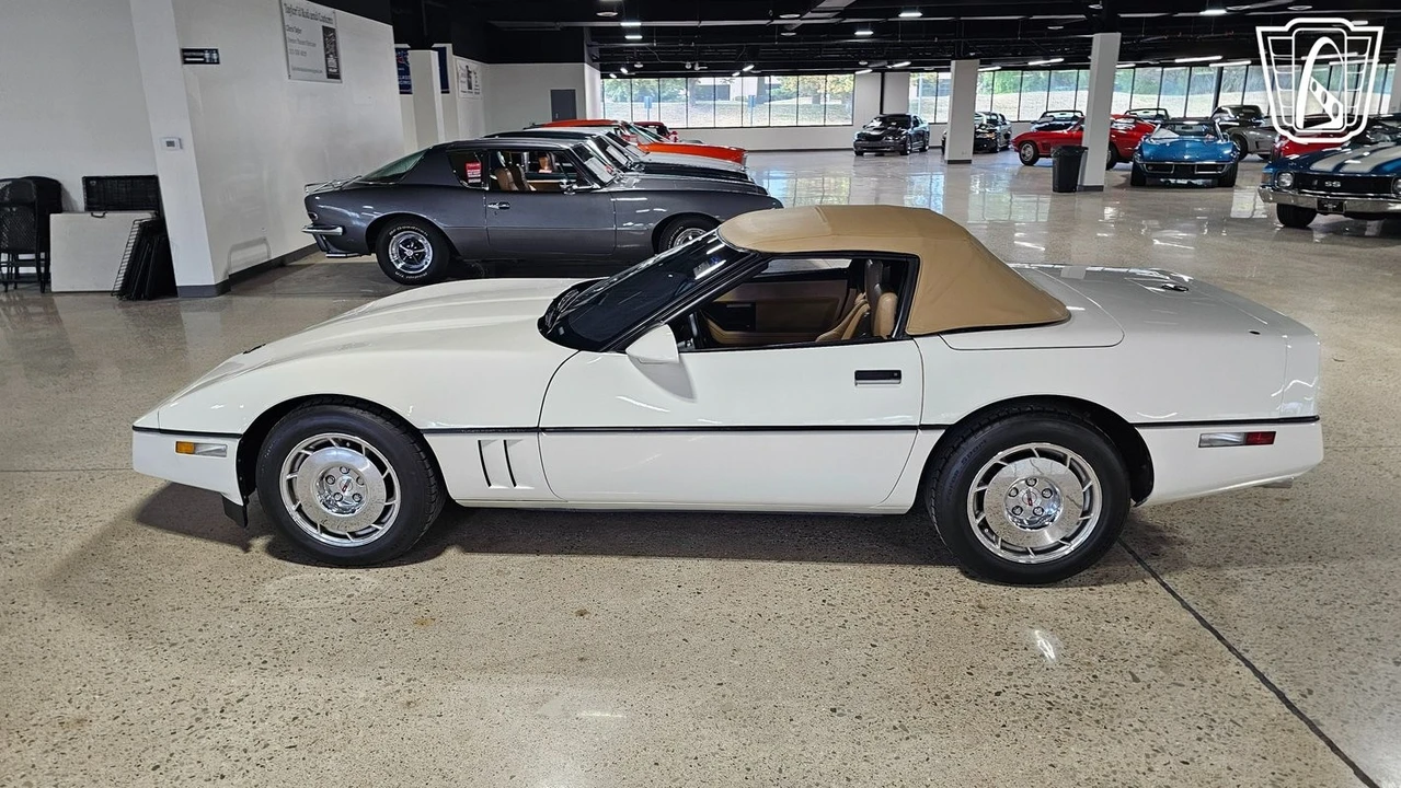 1986 Chevrolet Corvette C4 - Image 5 of 12