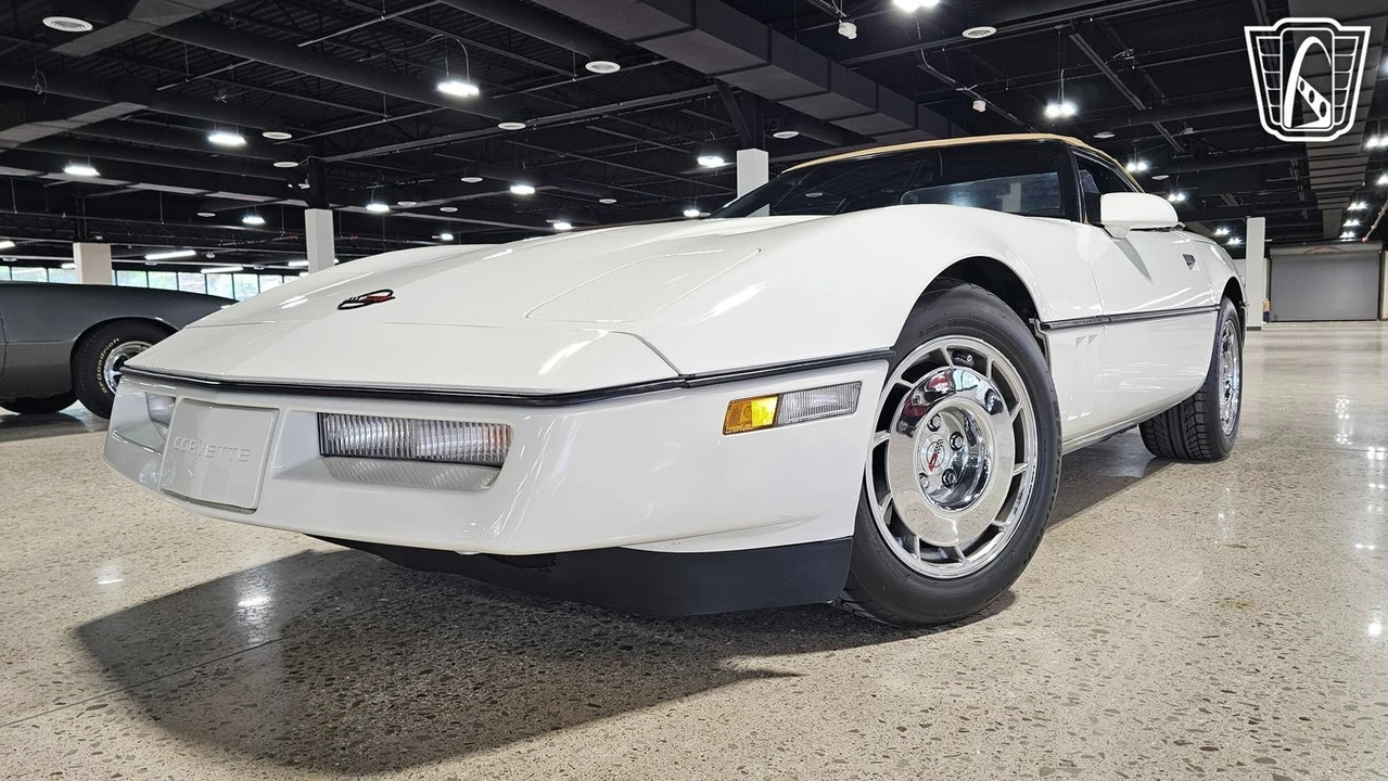 1986 Chevrolet Corvette C4 - Image 4 of 12