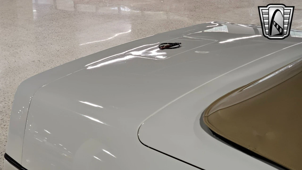 1986 Chevrolet Corvette C4 - Image 19 of 21