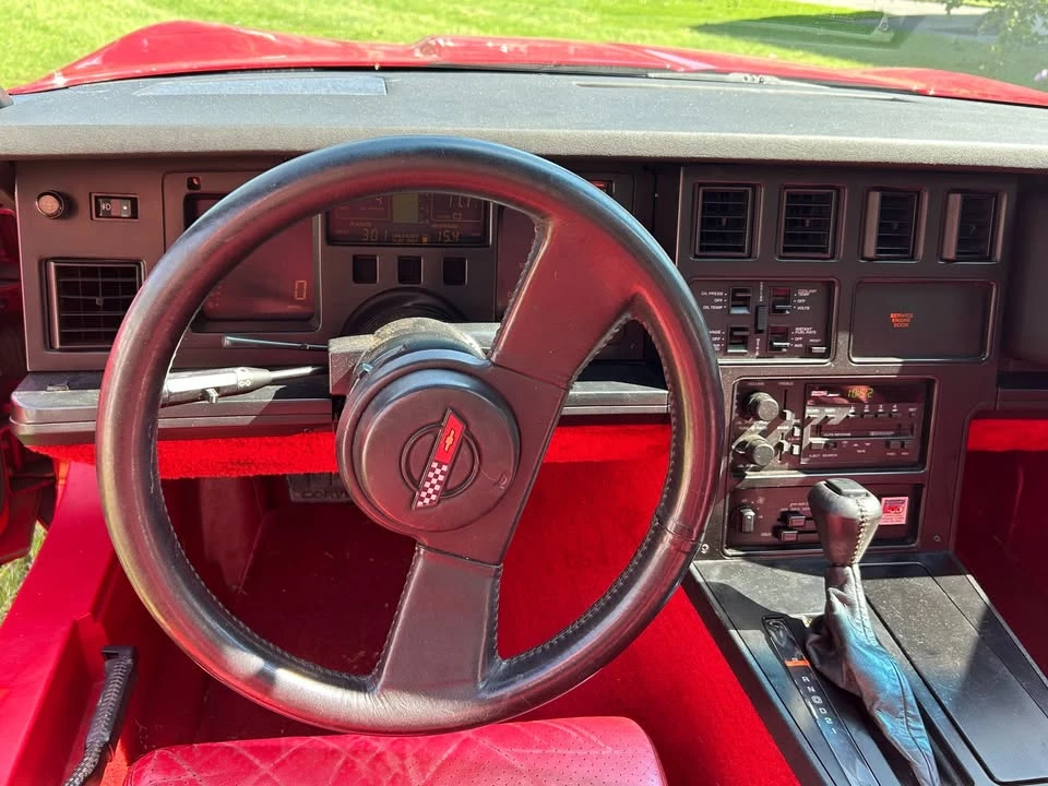 1986 Chevrolet Corvette C4 - Image 8 of 10