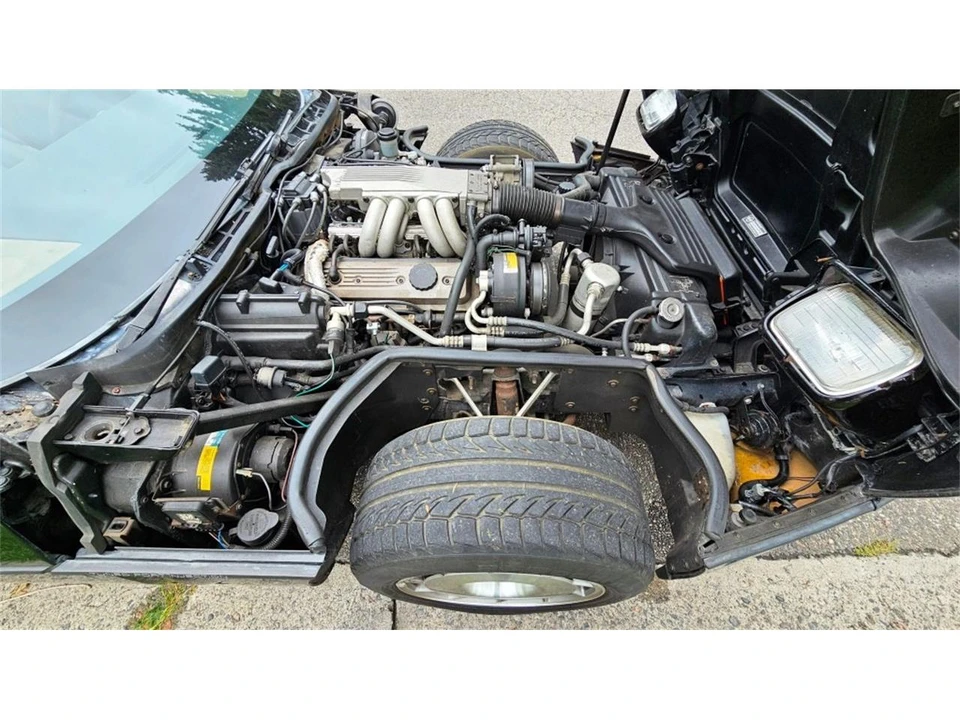 1986 Chevrolet Corvette C4 - Image 30 of 31