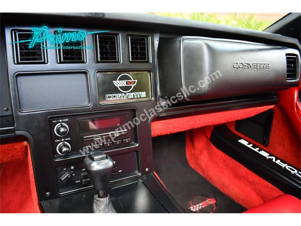 1986 Chevrolet Corvette C4 - Image 19 of 31