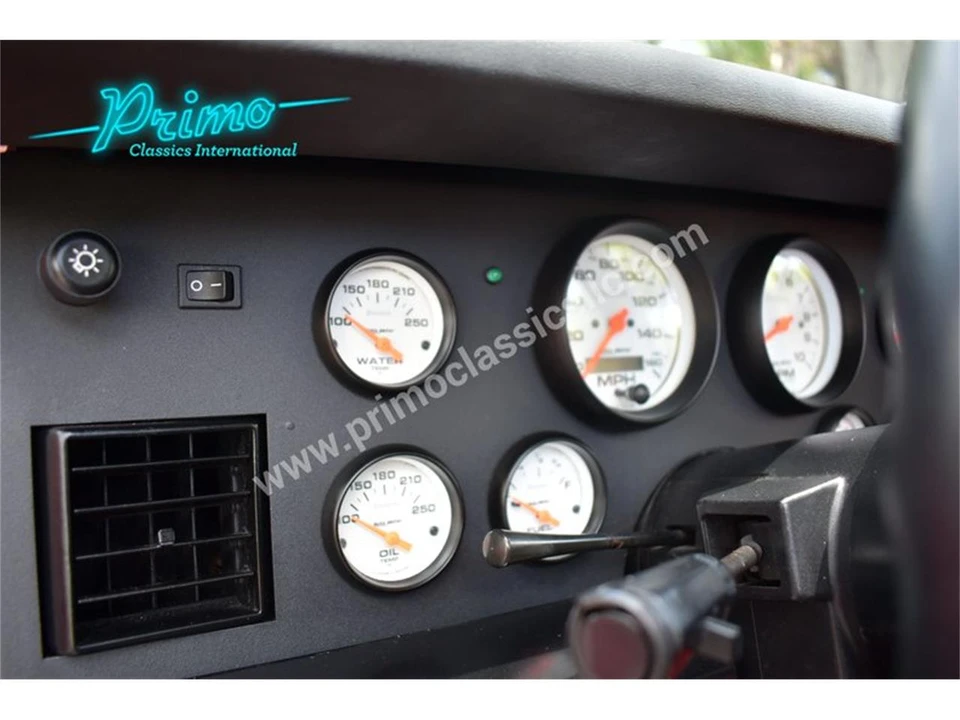 1986 Chevrolet Corvette C4 - Image 25 of 31