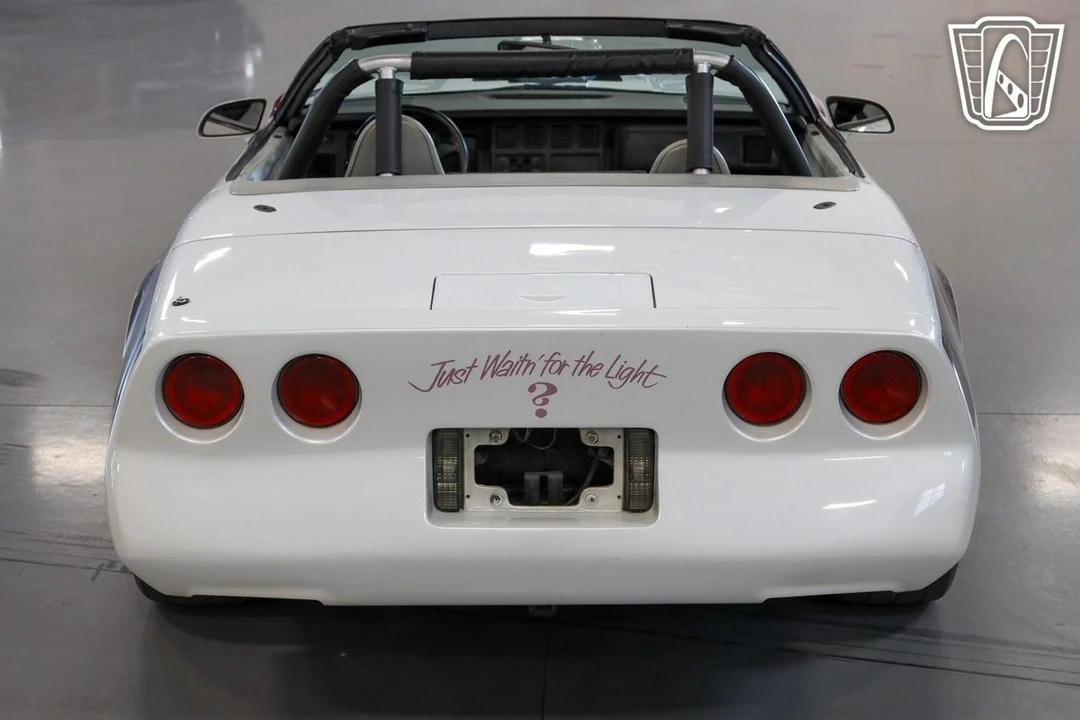 1986 Chevrolet Corvette C4 - Image 21 of 21