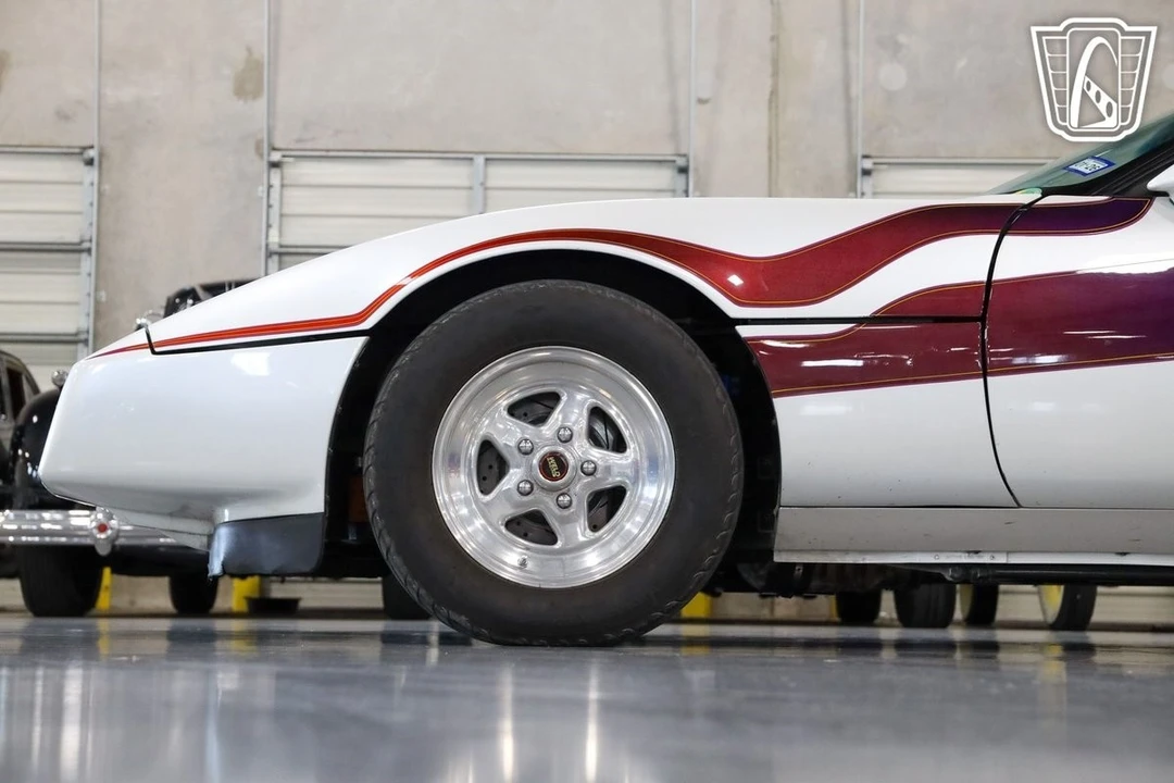 1986 Chevrolet Corvette C4 - Image 14 of 21